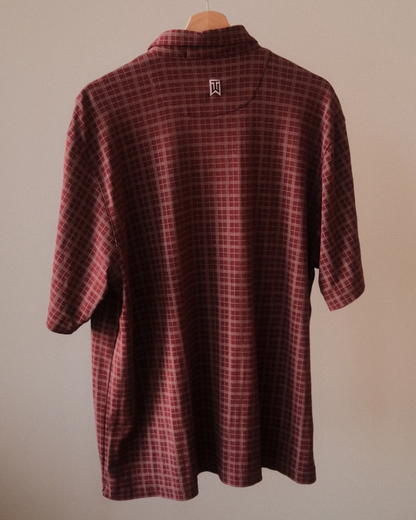 2000s Nike Tiger Woods Short Sleeved Button Down (L)